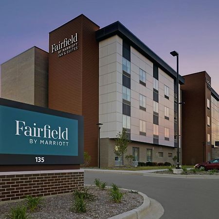 Fairfield Inn & Suites By Marriott Milwaukee Brookfield Exterior foto