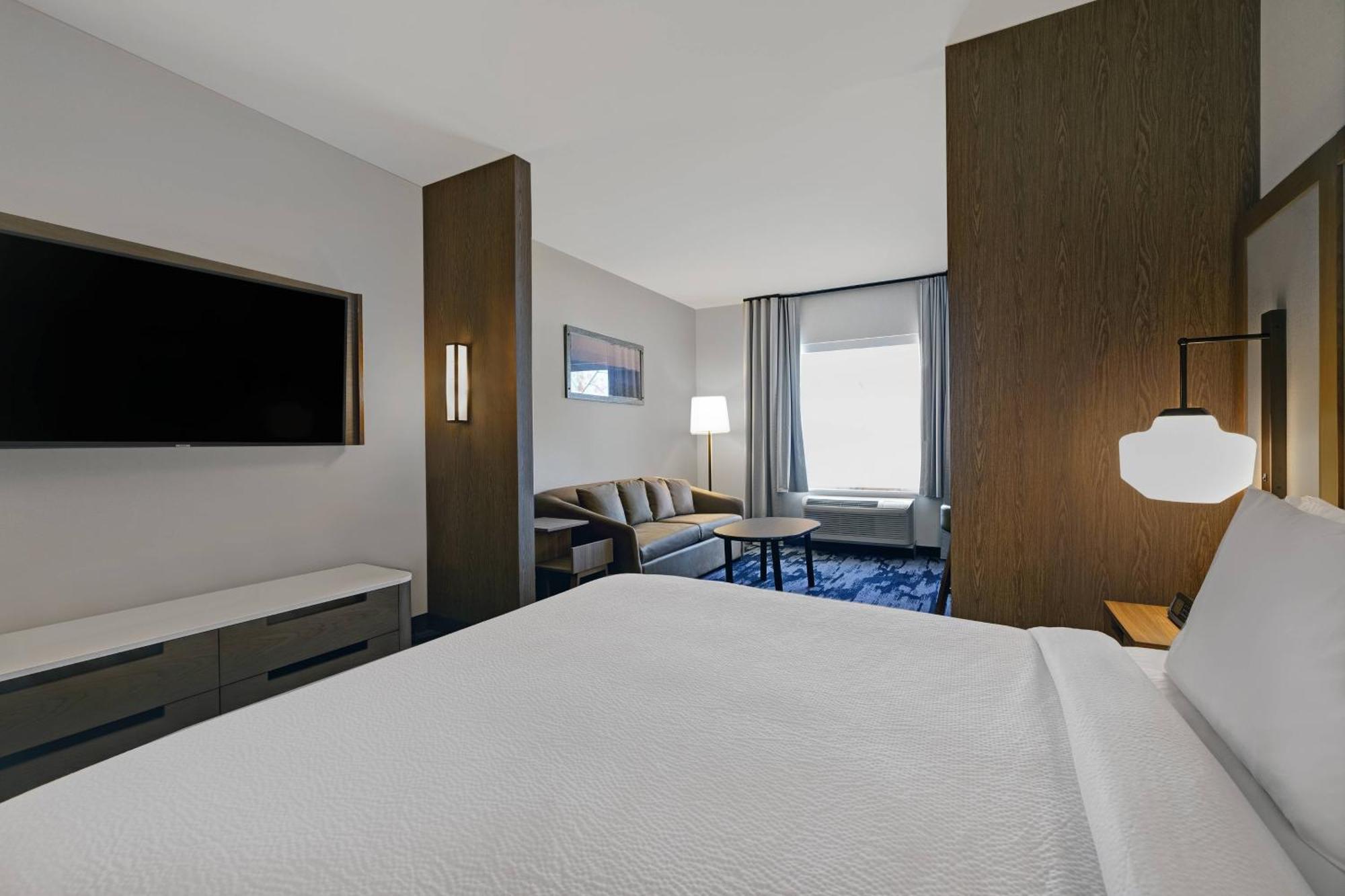 Fairfield Inn & Suites By Marriott Milwaukee Brookfield Exterior foto